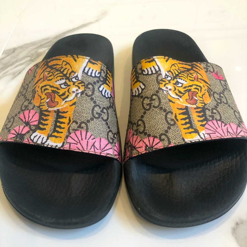 Gucci slides
